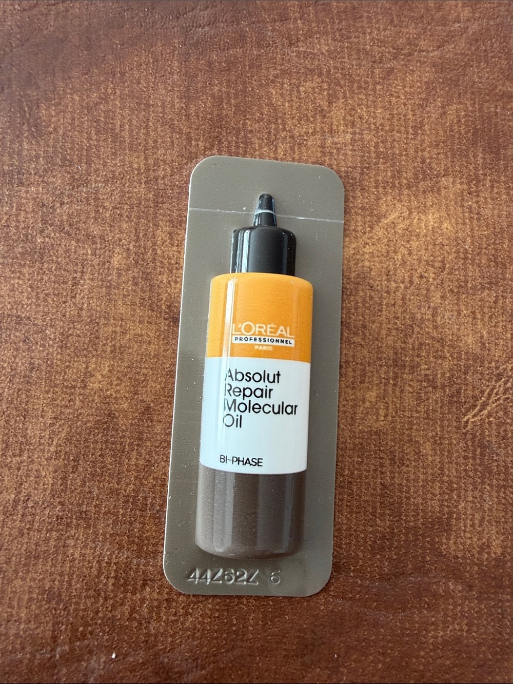 🩵 4/10$ or 10/20$ 🩵 sample size makeup & skincare Absolut Repair Molecular Oil